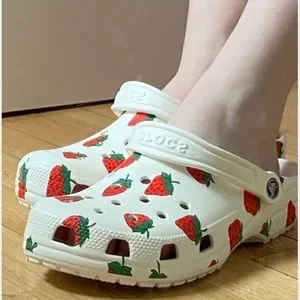 Crocs Baya ? Strawberry Pink Clogs Size M 13 / W 15 CROCS | Shoes | Crocs Baya Strawberry Pink Clogs Size M 3 W  main image 4